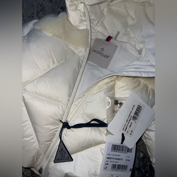 NWT Moncler Girls Arabette Giubbotto Coat | Size 3 - Picture 4 of 5